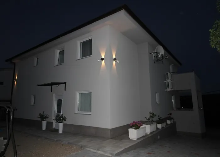 Klaudija * Čižići